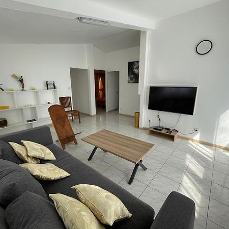 Casa Valencia, Proche De Toutes Commodites Saint Pierre Exterior photo